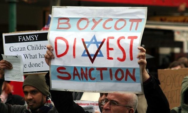 Le discours de “l’indignation” contre Israël : De la posture morale à l’interdiction de penser